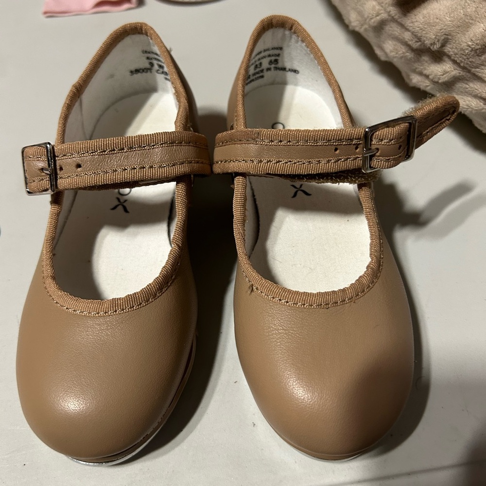 Capezio toddler Mary Jane tap shoes - NEW! Size 9W